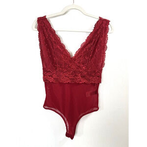 NWOT Cider Red Floral Lace Bodysuit Valentine Romantic Sexy Feminine Coquette S